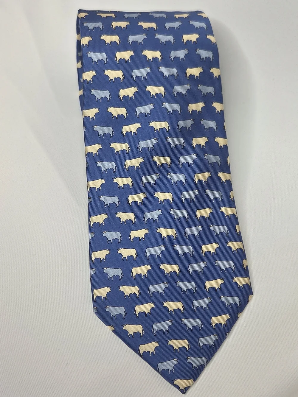 Museum Musei Madrid Mens Blue 100% Silk Running With The Bulls Animal Print Tie
